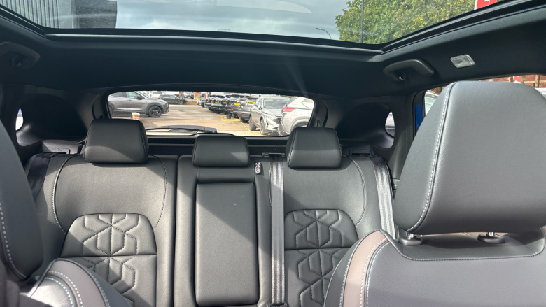 Nissan Qashqai 1.3 DiG-T MH Tekna 5dr Petrol Hatchback